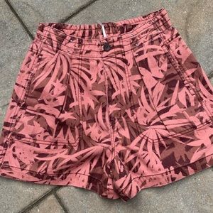 NWOT Free People Urban Jungle Short